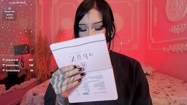 Czat XXX na żywo – Kat_VonDe