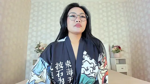 NatsumiHun's Live XXX Chat