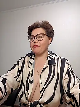 دردشة EllaLove2277 الجنسية المباشرة