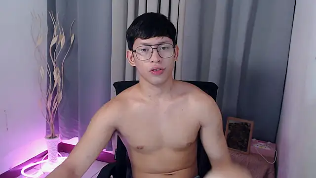 pinkcock_froi2305 Webcam show