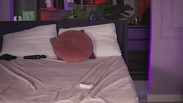 Monique_Celesteのウェブカメラショー