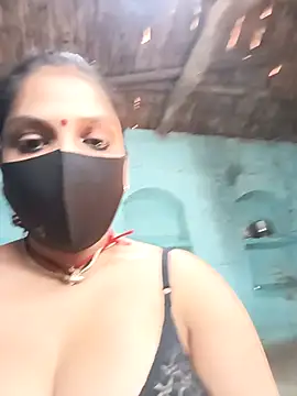 Czat XXX na żywo – hemayadav111