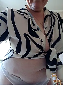 EllaLove2277 现场XXX聊天