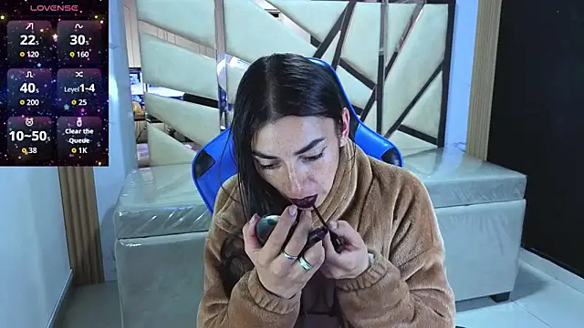 Maily_a_ Chat XXX in diretta