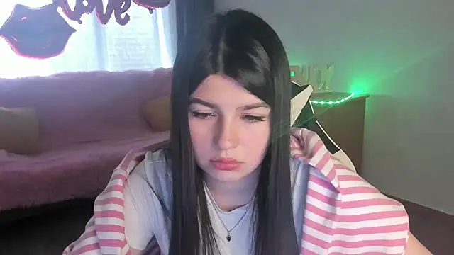 KisaModel Live XXX Chat