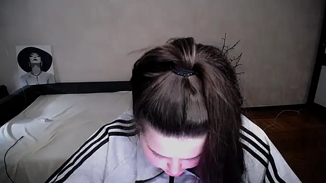 Czat XXX na żywo – Emily_Mo