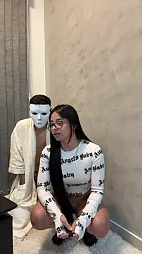 Chat +18 de SophiaMelissa ao vivo