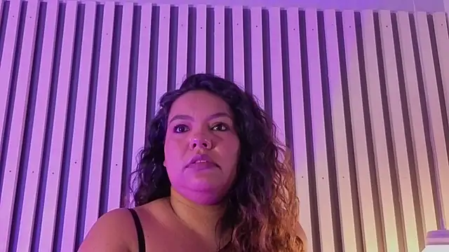 Amaranoir-: онлайн-секс-чат