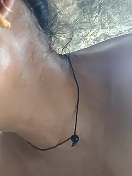 Sweet-runi's Live XXX Chat