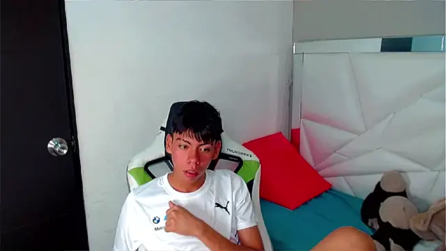 Liarr_ Adlı Modelin Web Kamerası Şovu