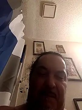 MrBustNut2026 webkamerás műsora