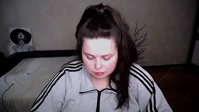 Emily_Mo Chat XXX live