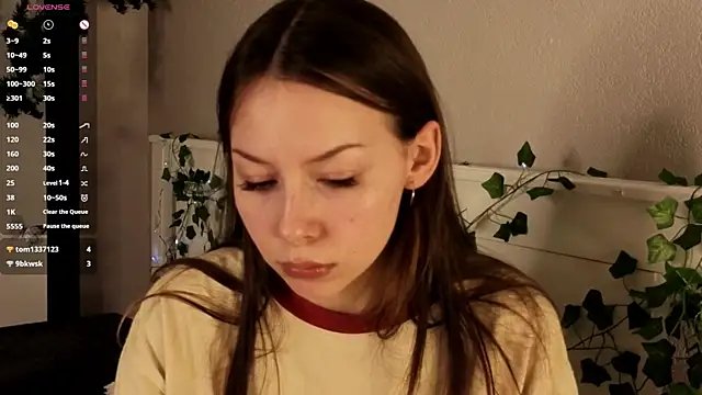 แชท XXX สดของ BlushinBloom