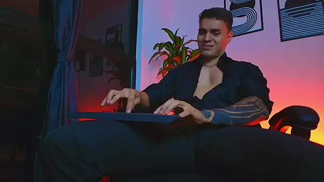 Show de webcam de ALPHA_DOMINUS_