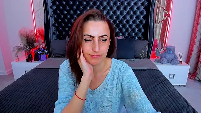 Rebecca_Diamond live XXX chat