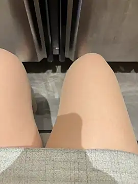 Mia-77 Adlı Modelin Web Kamerası Şovu