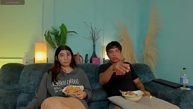 Živý XXX chat CuteButHarder