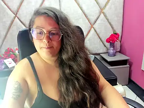 Sarah_Boobs_: απευθείας συνομιλία ΧΧΧ