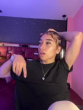 Alahia_pink_ – webcam-show