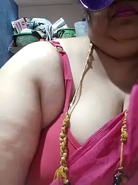 tamilthanushri – Live XXX-chat