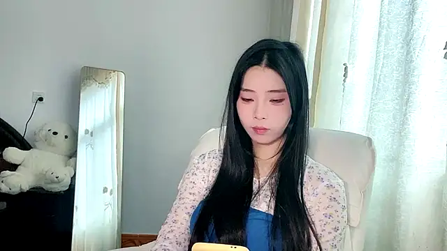 yiyibaby2026 Show Webcam