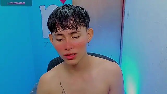 tanjiro_cute Adlı Modelin Web Kamerası Şovu