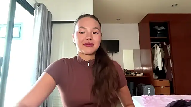 kamila_18_french's Live XXX Chat