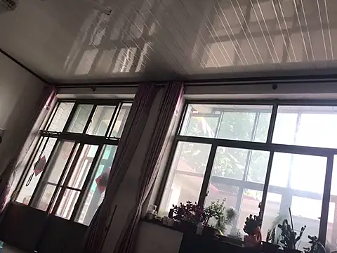 yaocaobi8 在線直播表演