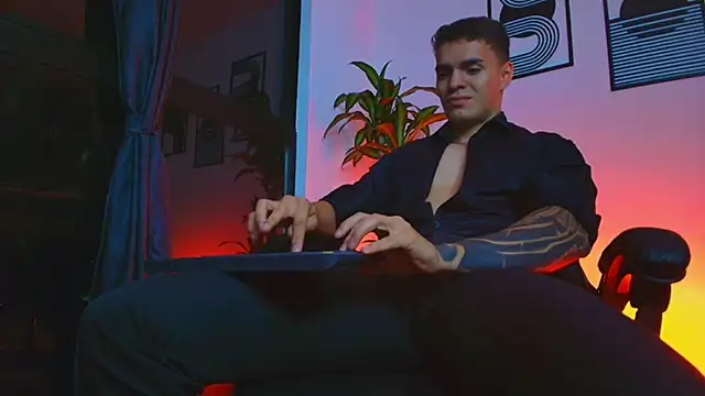 ALPHA_DOMINUS_ 即時 XXX 聊天