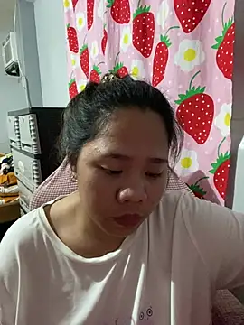 _UrSingleMamiBella_ Show in webcam