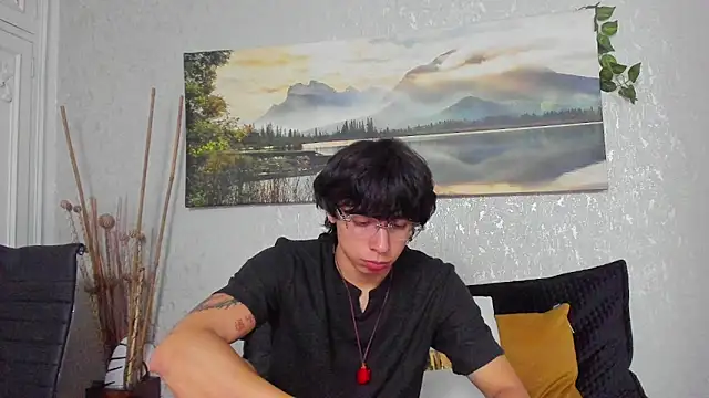 Tyler_durten Chat XXX in diretta