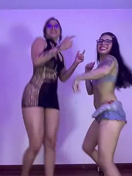 LilithMonette Pertunjukan Webcam