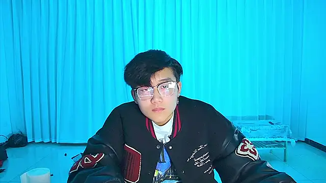 KK-cuteboy 라이브 XXX 채팅