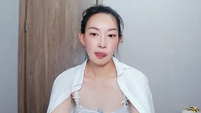 anan_882 Chat XXX in diretta