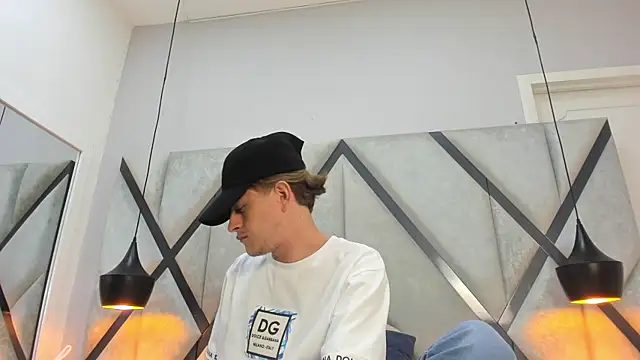 Anthonny_Vegas élő XXX-chatje