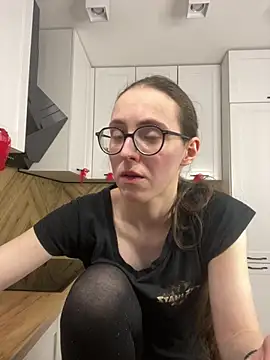 MartiniiSelenna Adlı Modelin Canlı XXX Sohbeti