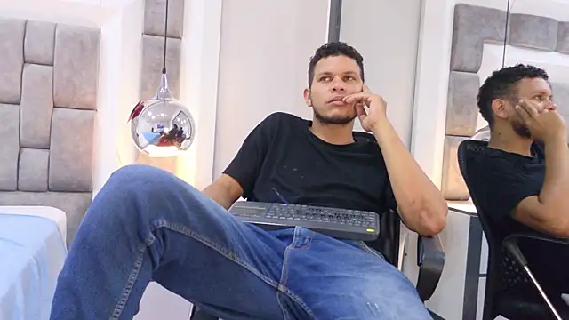 Show de webcam de NohaBrooks