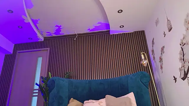 TinyBlair Adlı Modelin Canlı XXX Sohbeti