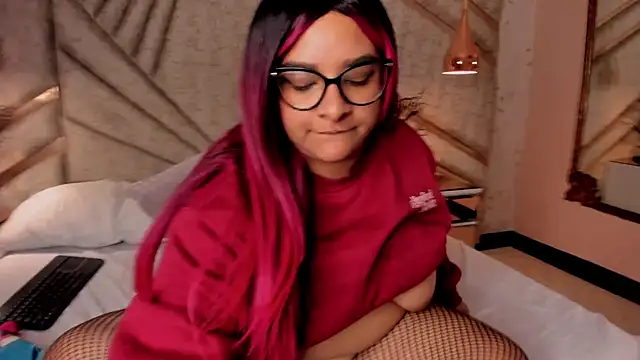 EmeelyMuller – Live XXX-chat