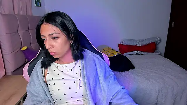 Bellacatx's Live XXX Chat