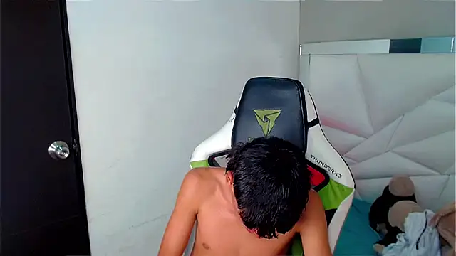 โชว์เว็บแคมของ Liarr_