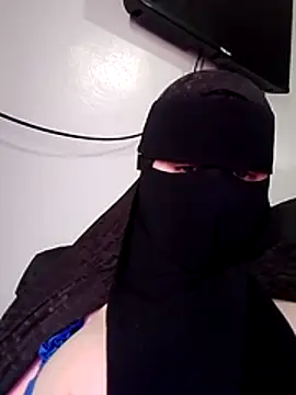 LANA___sexy Adlı Modelin Web Kamerası Şovu