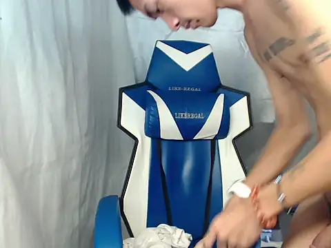 riks_tyler Pertunjukan Webcam