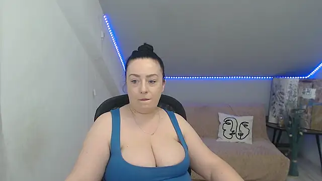 BrendaSkye élő XXX-chatje