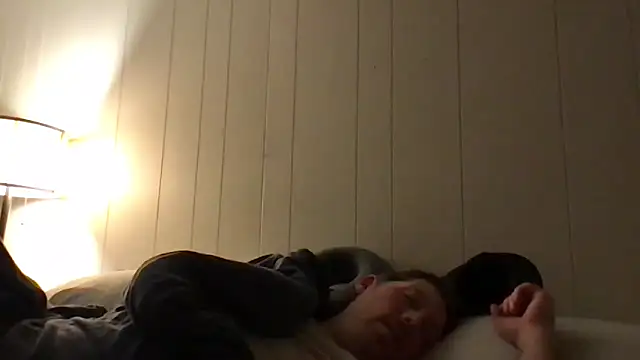 9VOLTT élő XXX-chatje