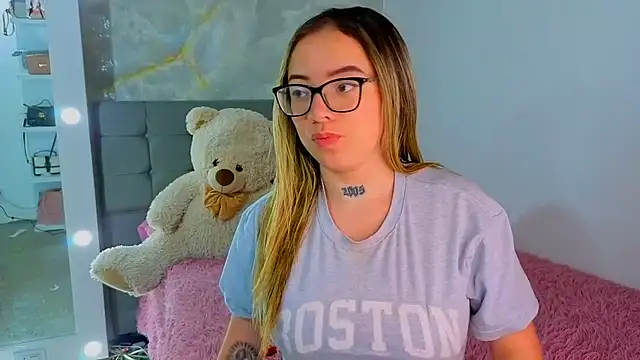 Cristal_v_1's Live XXX Chat