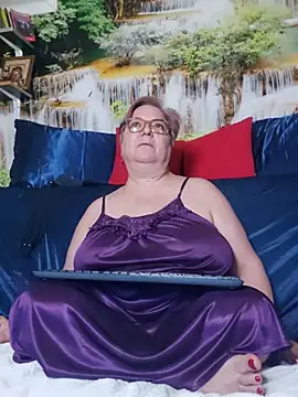 Czat XXX na żywo – QueenPammy1