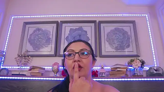 BustyEva_ Live XXX-chat