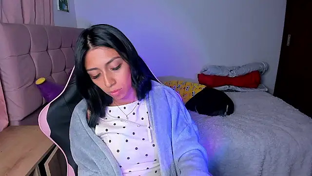 Bellacatx's Live XXX Chat