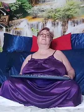 QueenPammy1 Chat XXX live